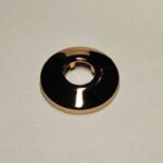 Dekoratīvā uzlika DN 20 mm x DN 57 mm. Serie Solid Uni. Metāla. Virsma: spīdīga zelta tonis