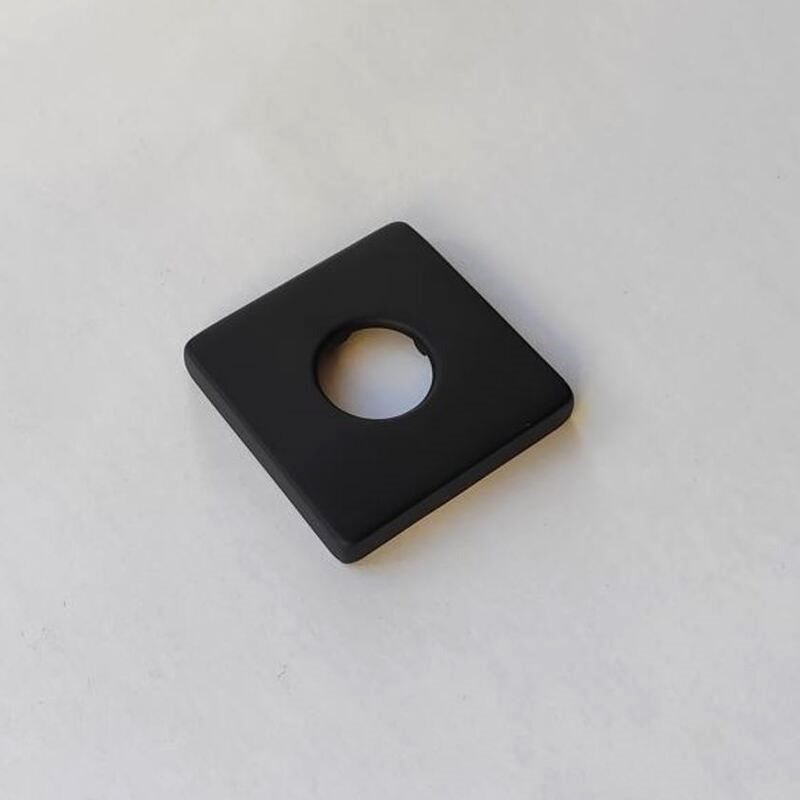 Dekorativa uzlika_serie_Quadro_Matēti melna_r_2_6x6_r Dekoratīvā uzlika DN 20 mm x 52 mm. Serie Quaro. Metāla. Virsma: krāsots matēti melns RAL 9005. - Image 1