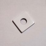 Dekoratīvā uzlika DN 20 mm x 52 mm. Serie Quaro. Metāla. Virsma: krāsots balts RAL 9016