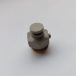 Radiatora dizaina atgaisotājs ½”. Serie Renaissance. Virsma: krāsots pelēks RAL 7030.