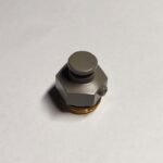 Radiatora dizaina atgaisotājs ½”. Serie Renaissance. Virsma: krāsots pelēks RAL 7039.