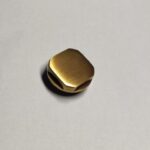 Radiatora dizaina korķis ½”. Dizaina sērija „Solid Uni”. Virsma: antīkas bronzas tonis