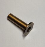 Dekoratīvā uzlika DN 40 komplektā ar dekoratīvo nosegcauruli DN 18 x L=70 mm. Dizaina sērija Fine. Virsma: antīkas bronzas tonis