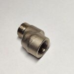 Ekscentrs radiatora pieslēgumam. Pievienojums: ½” i.v x ½” ā.v. Nobīde 10 mm. Niķelēts.